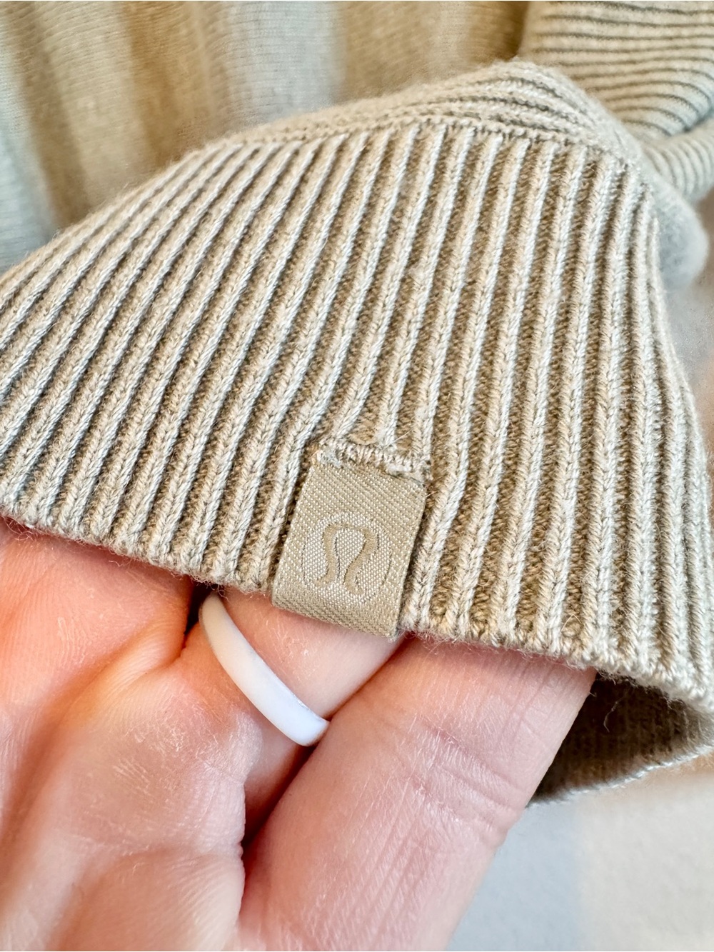 Lululemon Cashlu Knit Pullover Heathered Green Fern Quiet Luxury Sweater 8 H29 - Picture 6 of 11